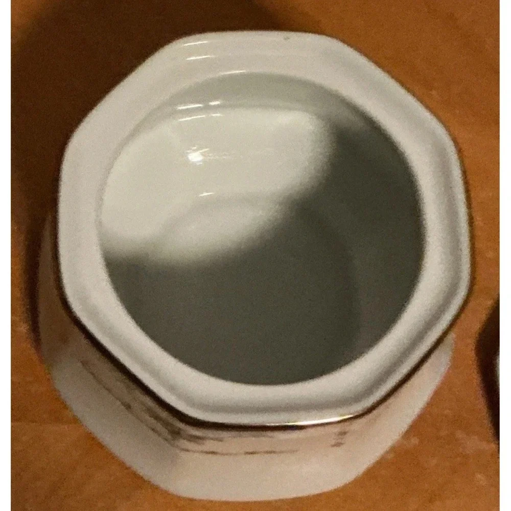 Seizing Fine China Mood Indigo 7936 Cream And Sugar Bowls, Retired